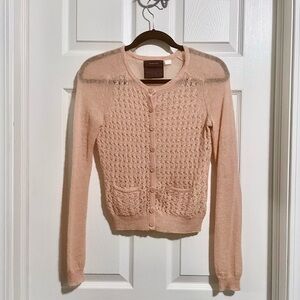 GUINEVERE Anthropologie Peach Light Fitted Cardigan Sweater Long Sleeve